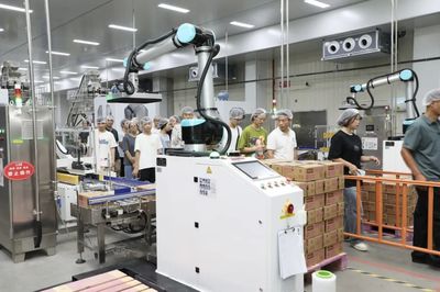 您的開學紅包已發放!鹽津鋪子員工子女高等教育獎學金頒發!